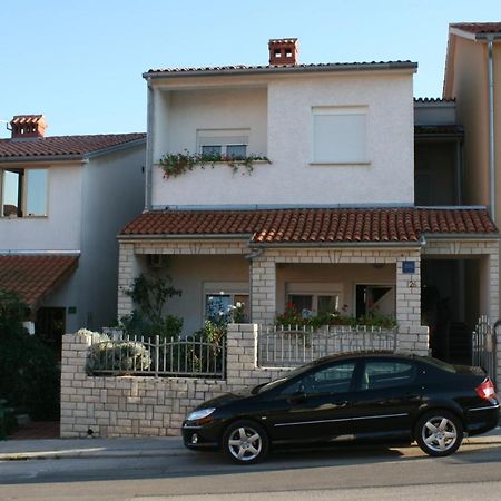 Apartments With Wifi Pula - 6987 Exterior photo