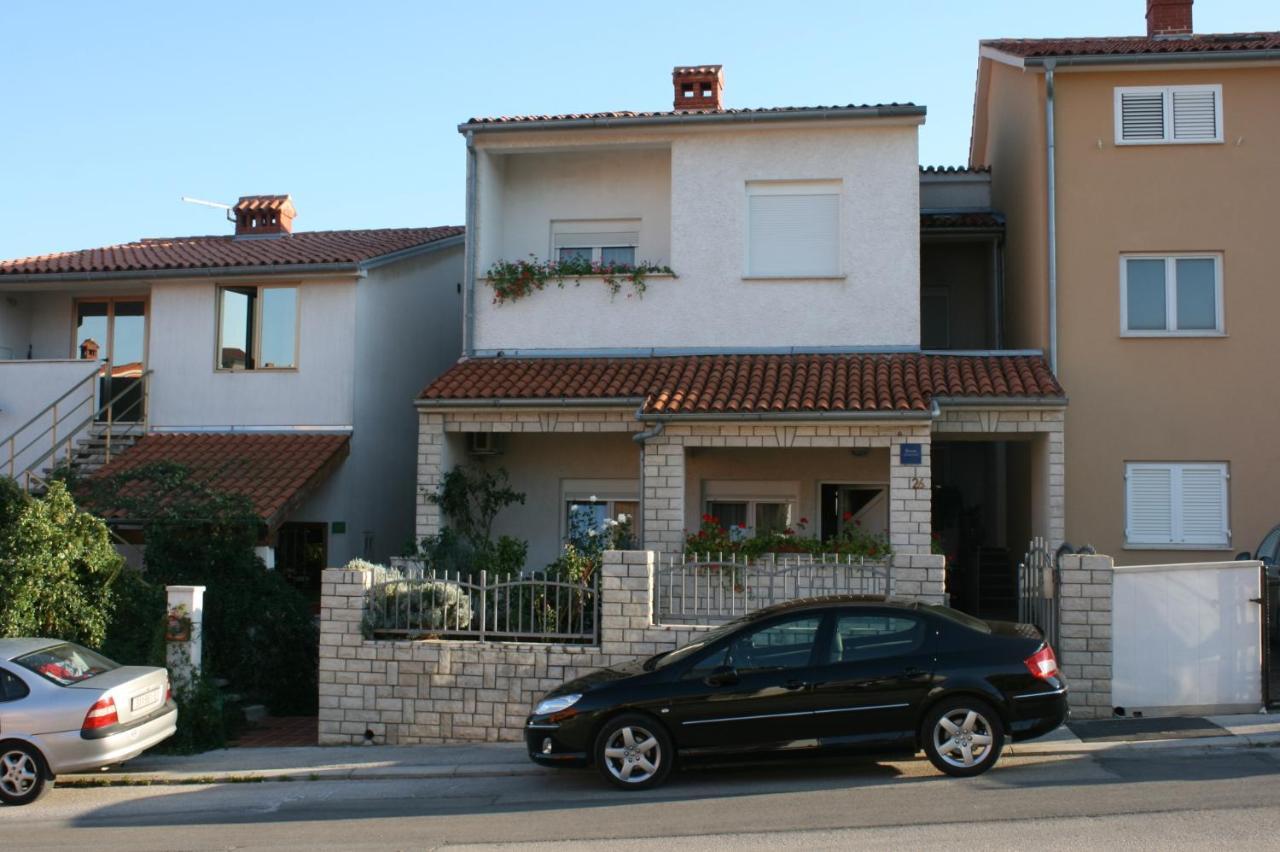 Apartments With Wifi Pula - 6987 Exterior photo