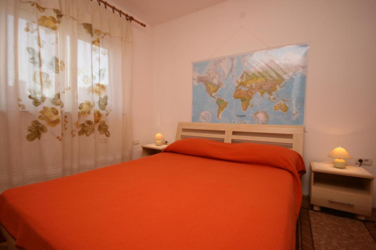 Apartments With Wifi Pula - 6987 Exterior photo