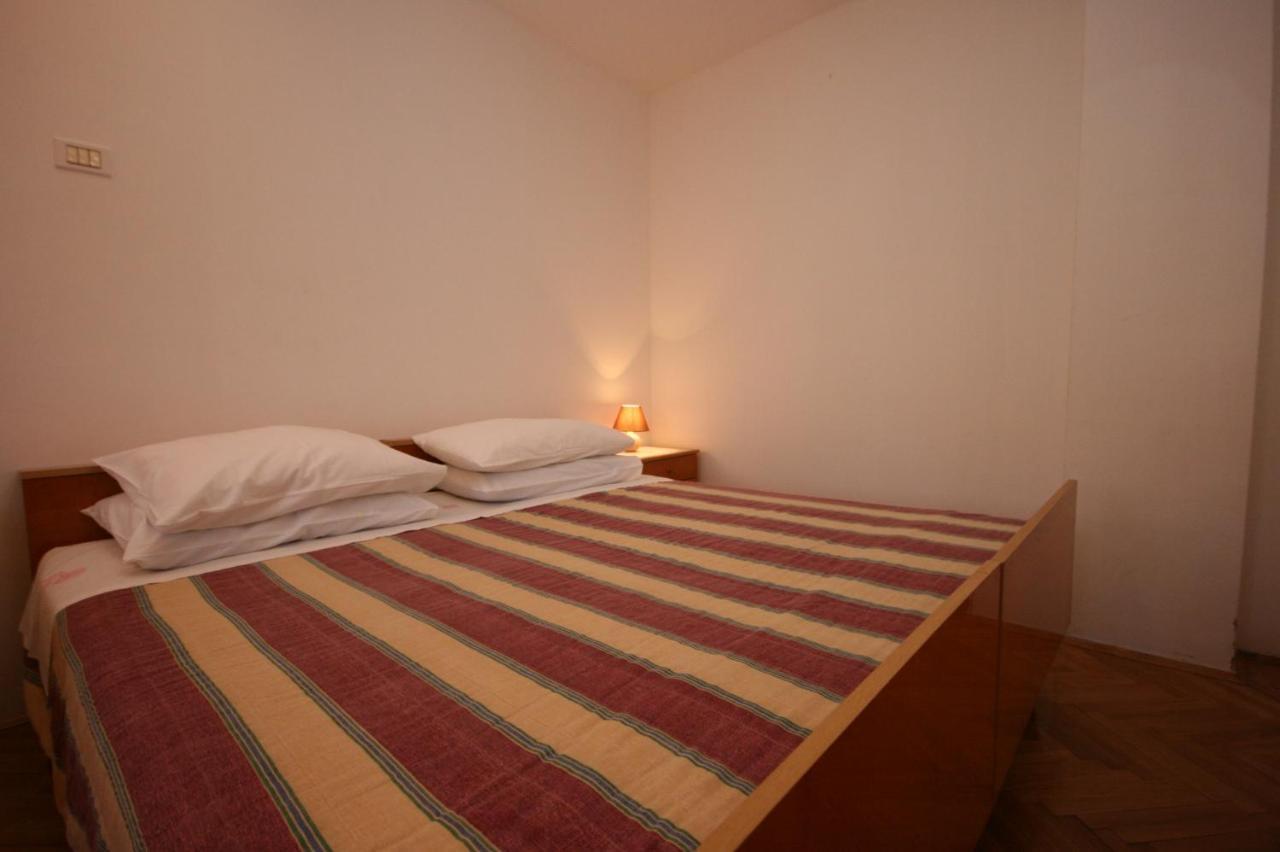 Apartments With Wifi Pula - 6987 Exterior photo